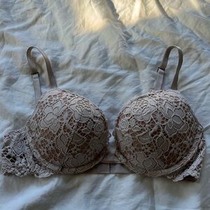 Victoria's Secret Lace Push-Up Bra